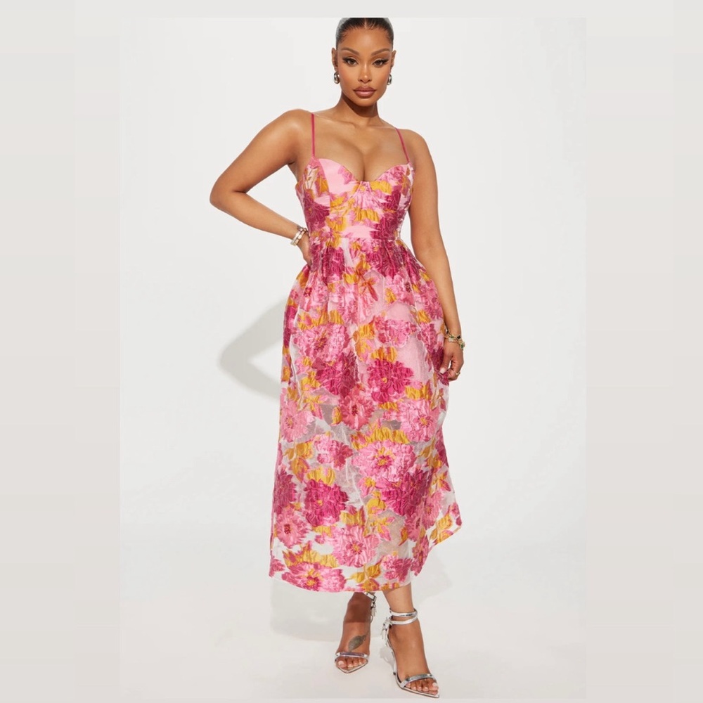 Brand new Fashion Nova Flower Bed Floral Midi Dress in Fuchsia
